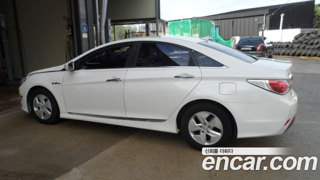 Hyundai Sonata гибрид Premier, 2012 1