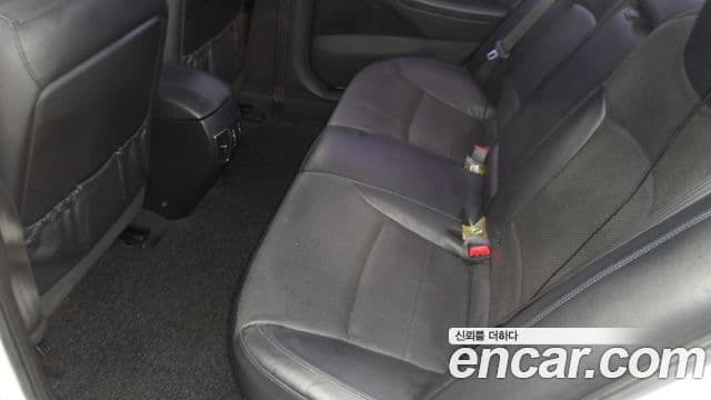 Hyundai Sonata гибрид Premier, 2012 7