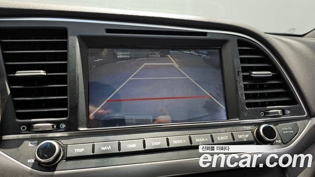 Hyundai Avante AD 1.6 e-VGT Smart, 2017 16