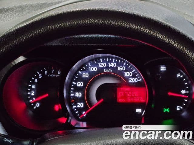 Kia Ray Deluxe, 2013 8