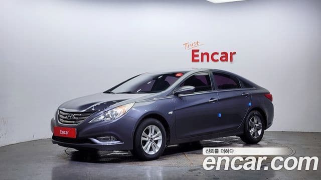 Hyundai YF Sonata Luxury, 2010 1