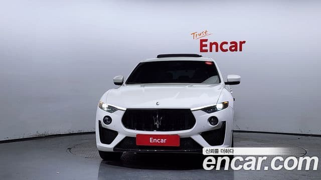 Maserati Levante 3.8 Trofeo, 2021 3
