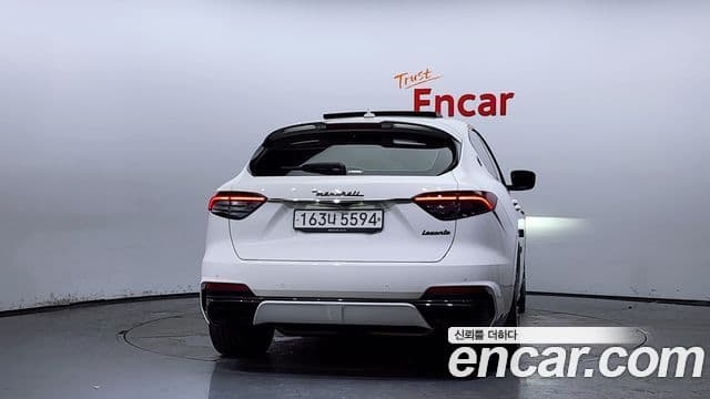 Maserati Levante 3.8 Trofeo, 2021 4