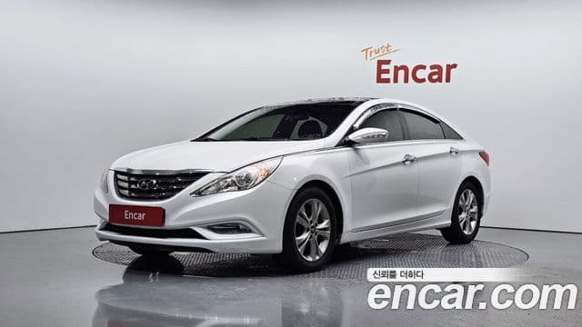 Hyundai YF Sonata LPI Premier(для людей с инвалидностью), 2010 1