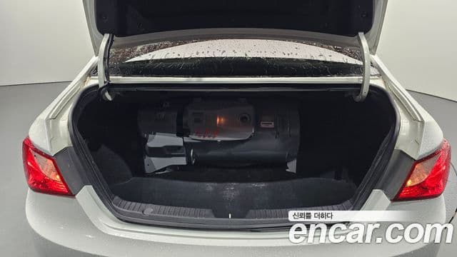 Hyundai YF Sonata LPI Premier(для людей с инвалидностью), 2010 20