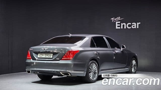 Genesis EQ900 Luxury, 2016 2