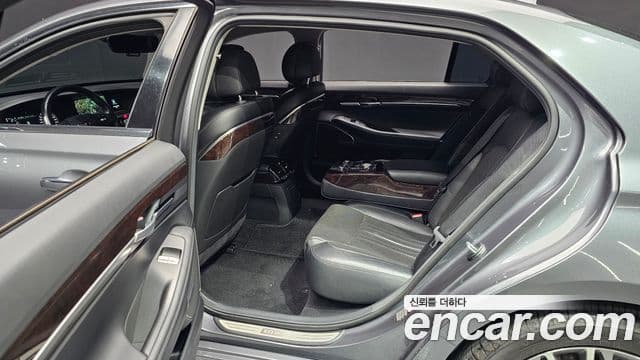 Genesis EQ900 Luxury, 2016 12