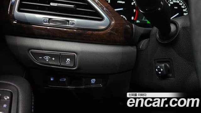 Genesis EQ900 Luxury, 2016 14