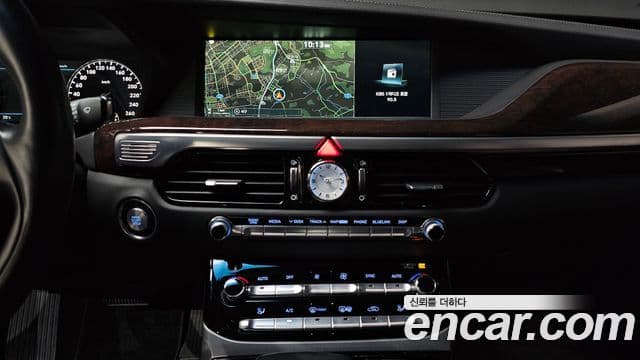 Genesis EQ900 Luxury, 2016 15