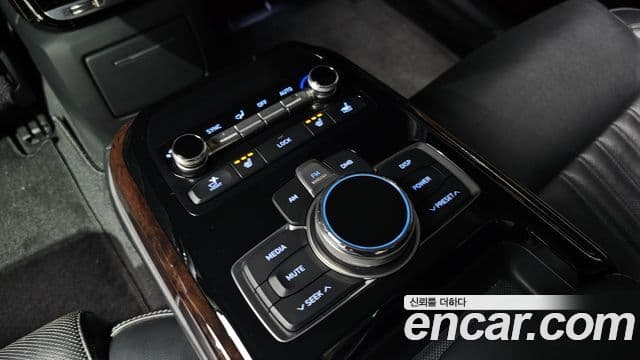 Genesis EQ900 Luxury, 2016 20