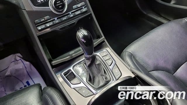 Hyundai Grandeur HG Exclusive, 2015 9