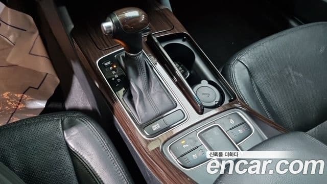 Kia The / новый New K7 Luxury, 2016 9