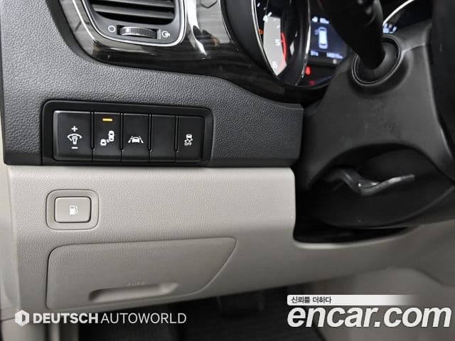 Kia The / новый New Carnival Noblesse, 2019 17