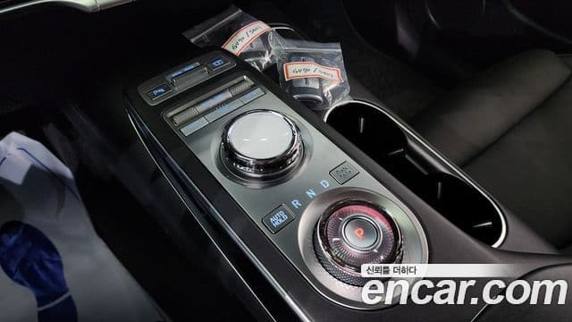 Genesis GV70, 2021 9