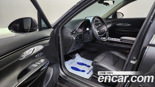 Genesis GV70, 2021 10