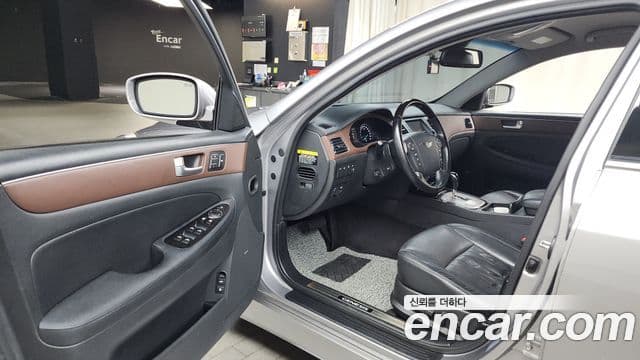 Hyundai Genesis VIP팩, 2012 10