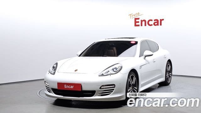 Porsche Panamera 970, 2011 1