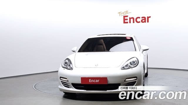 Porsche Panamera 970, 2011 3