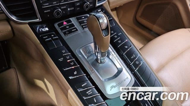 Porsche Panamera 970, 2011 9