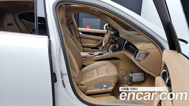 Porsche Panamera 970, 2011 11