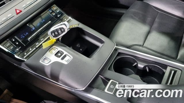 Hyundai The / новый New Grandeur IG Exclusive, 2020 9