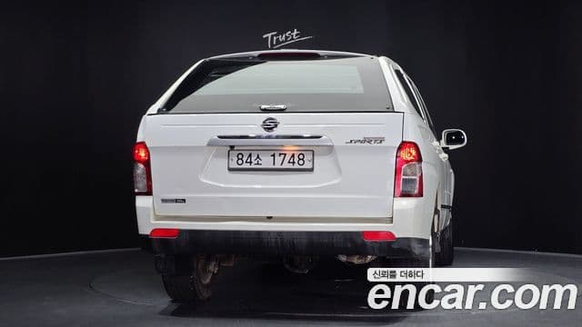 KG모빌리티(SsangYong) Korando Sport Club, 2014 4