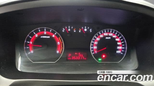 KG모빌리티(SsangYong) Korando Sport Club, 2014 8