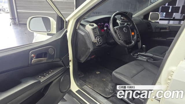 KG모빌리티(SsangYong) Korando Sport Club, 2014 11