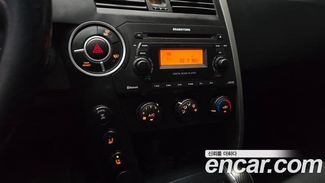 KG모빌리티(SsangYong) Korando Sport Club, 2014 15