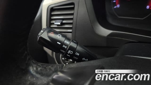 KG모빌리티(SsangYong) Korando Sport Club, 2014 17