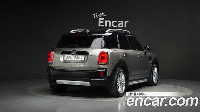 Mini Cooper D Countryman 2세대, 2017 2
