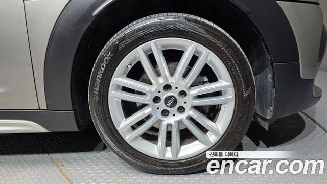 Mini Cooper D Countryman 2세대, 2017 все фото