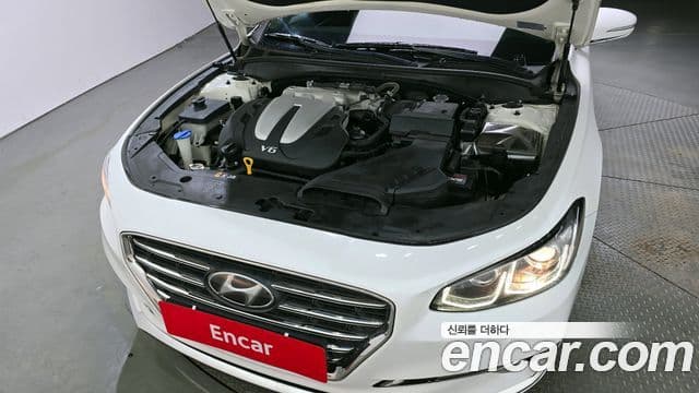Hyundai Grandeur IG 3.0 LPi Modern (арендный автомобиль), 2018 6