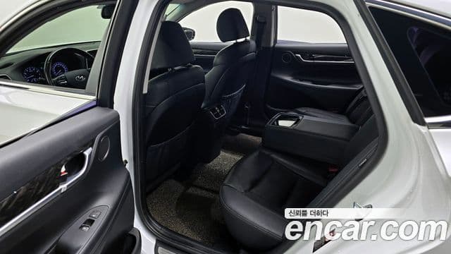 Hyundai Grandeur IG 3.0 LPi Modern (арендный автомобиль), 2018 11