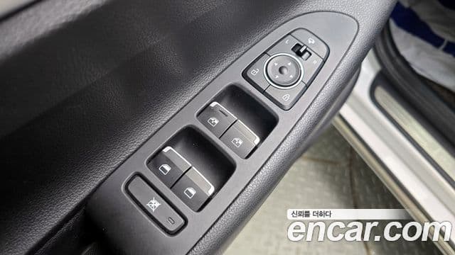 Hyundai Grandeur IG 3.0 LPi Modern (арендный автомобиль), 2018 13