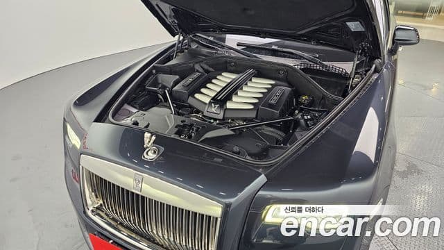 Rolls-Royce 고스트 6.6 EWB V12, 2018 6