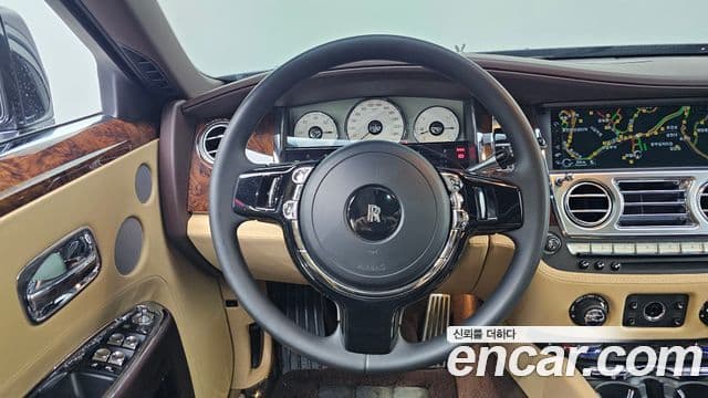 Rolls-Royce 고스트 6.6 EWB V12, 2018 11