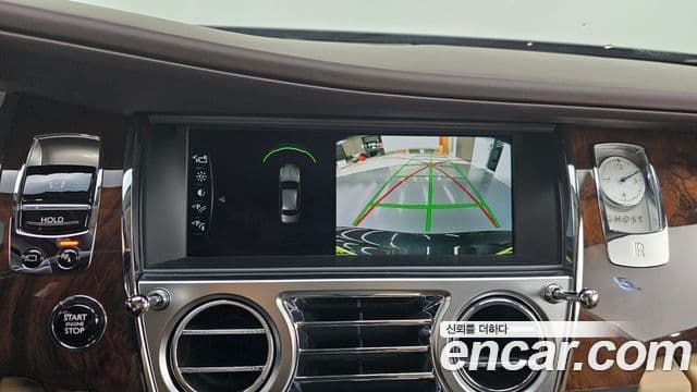 Rolls-Royce 고스트 6.6 EWB V12, 2018 14