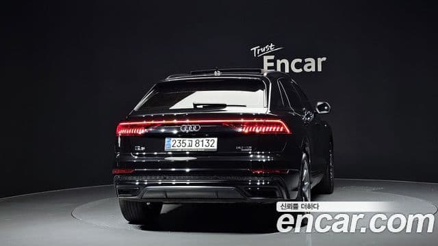 Audi Q8 (4M) Premium, 2023 4