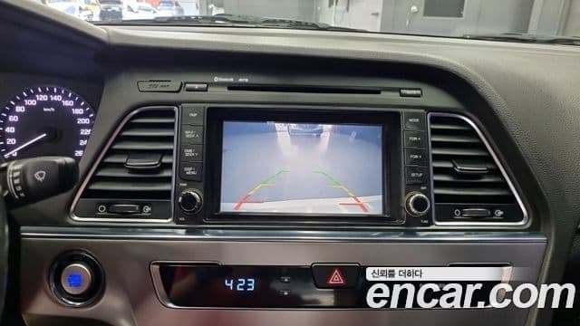 Hyundai LF Sonata Special, 2015 14