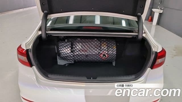 Hyundai LF Sonata Special, 2015 17