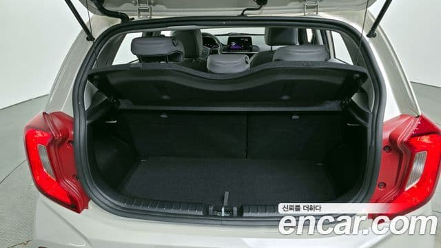 Kia Morning Urban (JA) Prestige, 2021 20