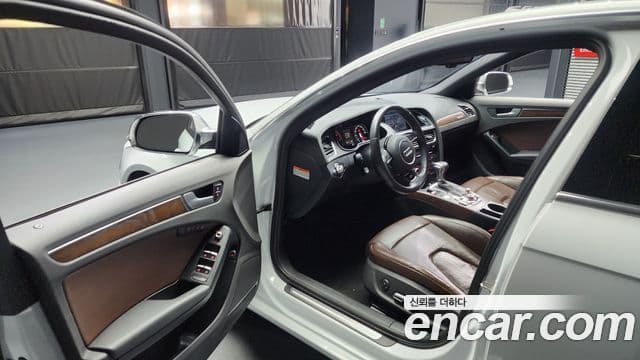 Audi New A4 B8, 2015 10