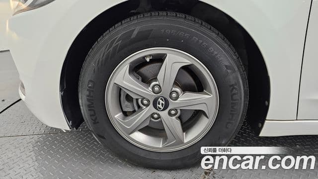 Hyundai Avante AD 1.6 e-VGT Smart, 2016 все фото