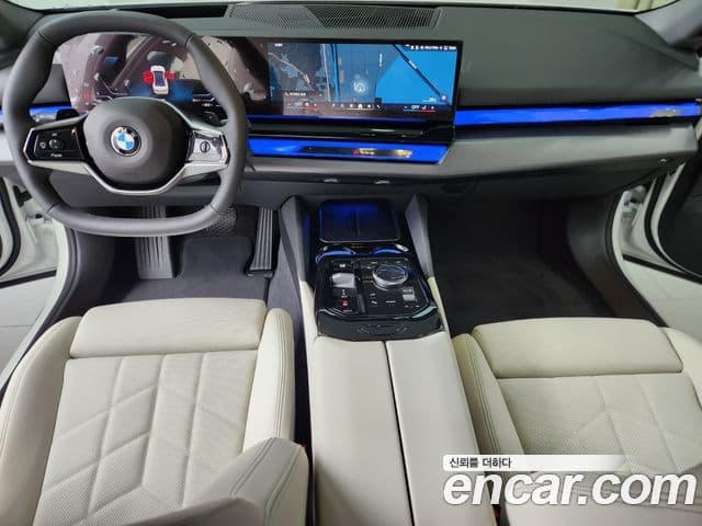 BMW 5시리즈 (G60), 2025 7