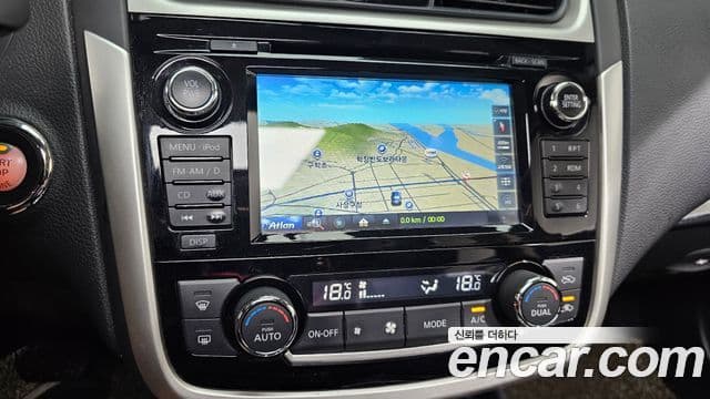 Nissan 알티마 L33, 2018 15