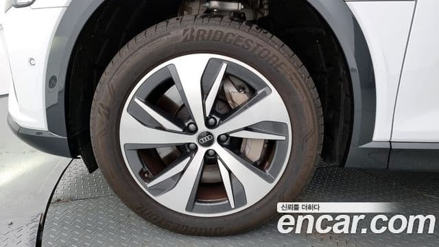 Audi Q8 e-Tron (GE), 2024 все фото