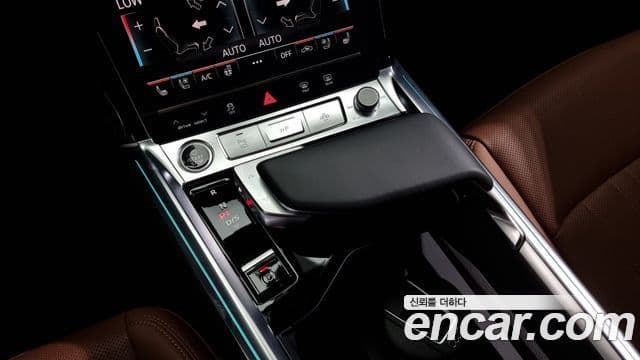 Audi Q8 e-Tron (GE), 2024 9