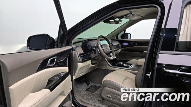 Kia Carnival 4세대 Signature, 2023 11