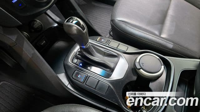 Hyundai Santa Fe DM Premium, 2015 9